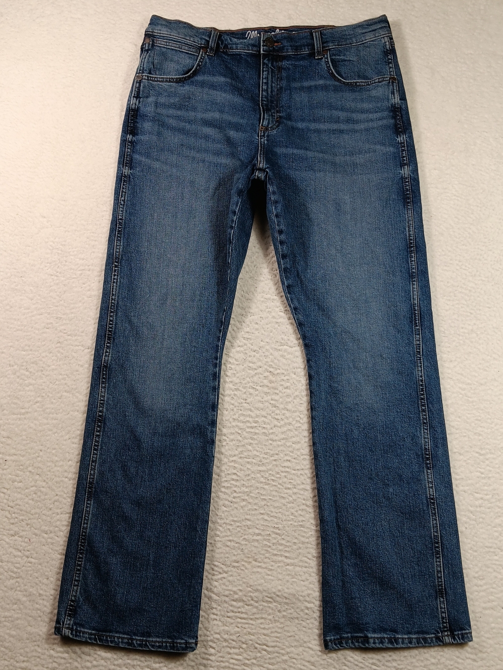Wrangler Retro Jeans Mens 36x34 Blue Denim Relaxed BootCut Cowboy Western Work